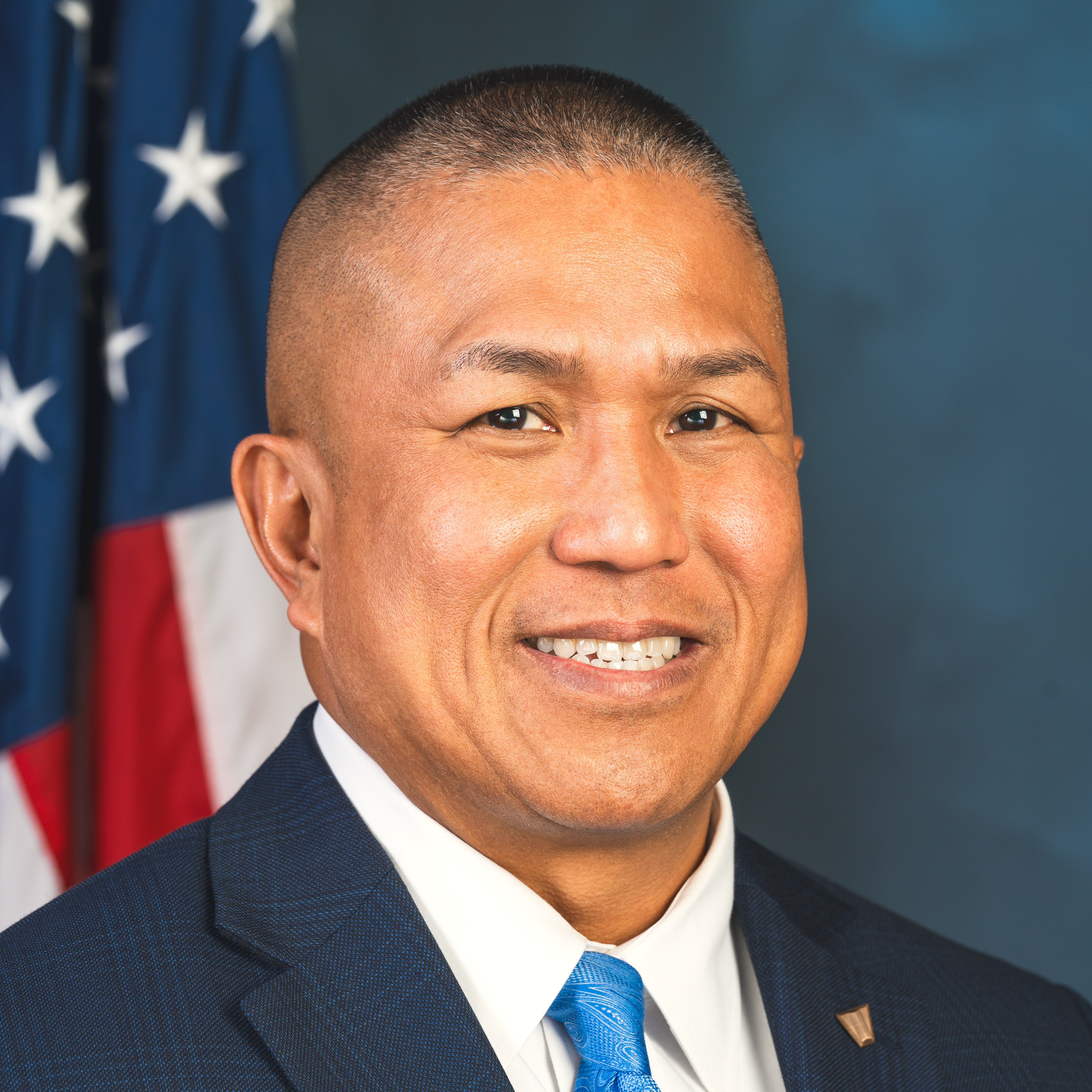 Russell-Ramos-Hi-Res_Square.jpg
